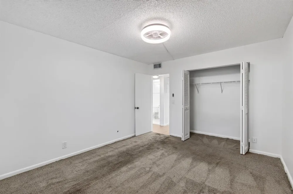 45 DORSET B Boca Raton, FL 33434