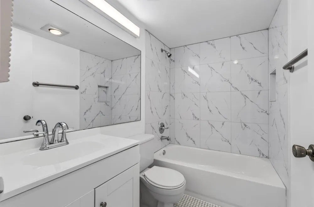45 DORSET B Boca Raton, FL 33434