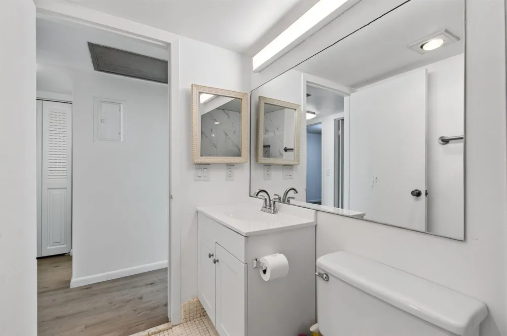 45 DORSET B Boca Raton, FL 33434