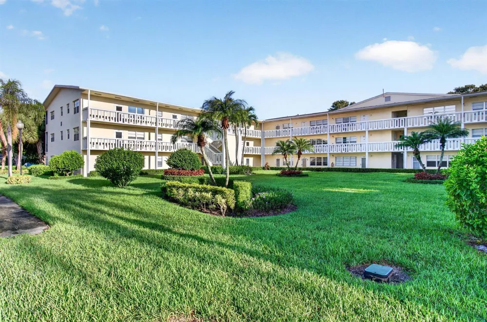 45 DORSET B Boca Raton, FL 33434