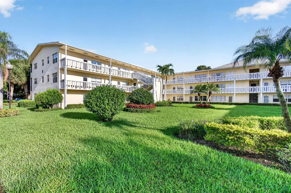 45 DORSET B Boca Raton, FL 33434