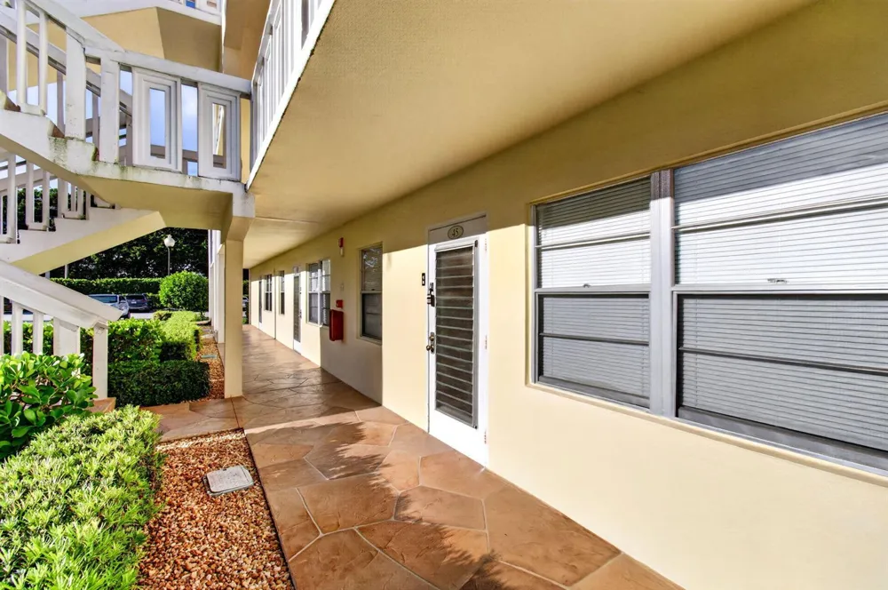 45 DORSET B Boca Raton, FL 33434