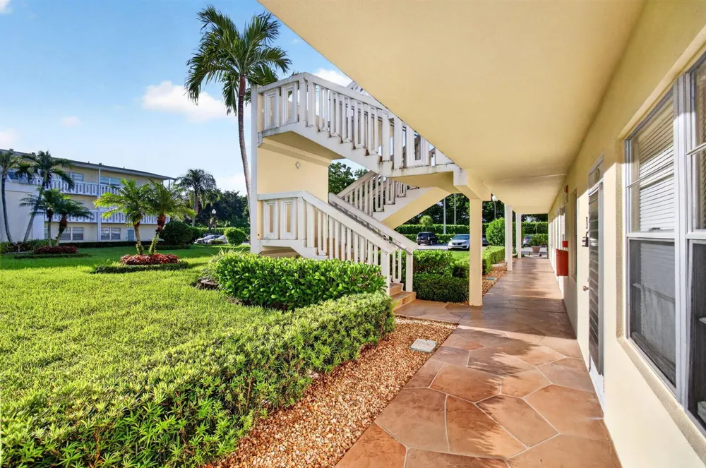 45 DORSET B Boca Raton, FL 33434