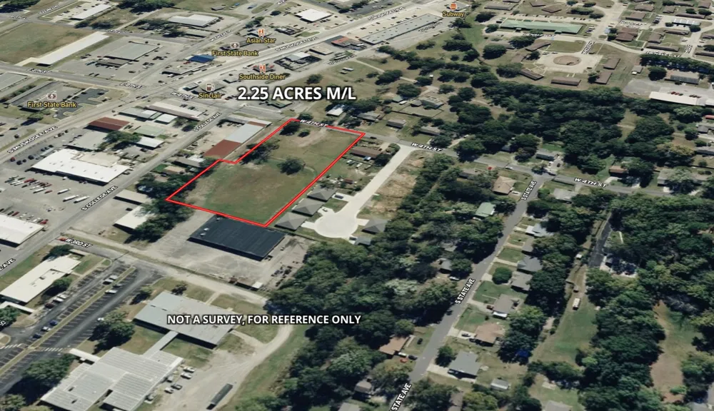 206 W 4th Street Tahlequah, OK 74464