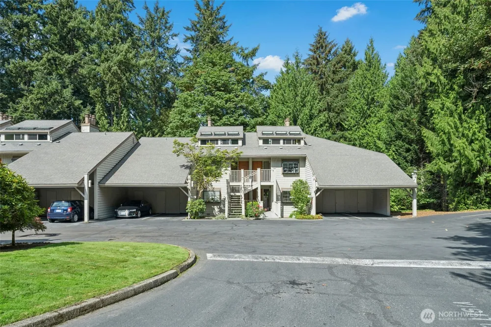 3927 108th Avenue NE #A102 Bellevue, WA 98004