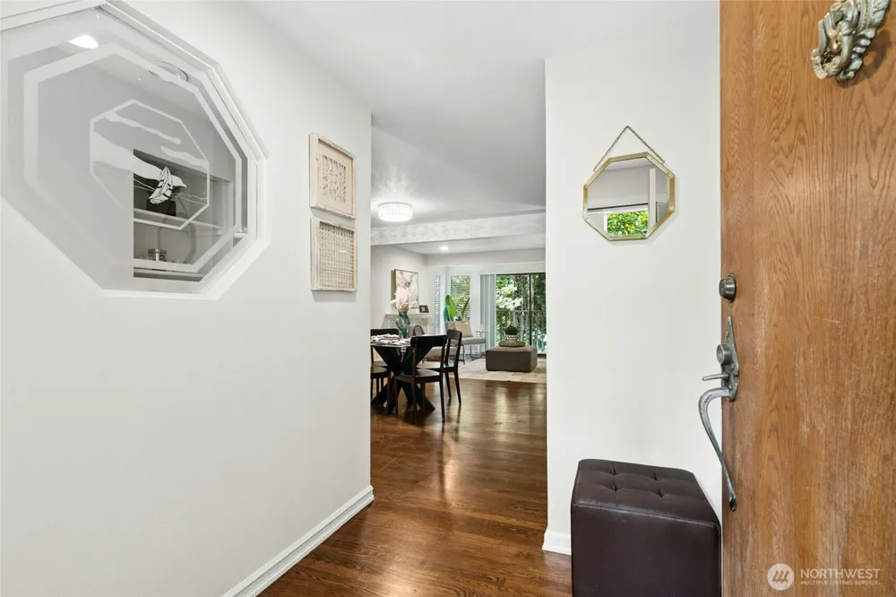 3927 108th Avenue NE #A102 Bellevue, WA 98004