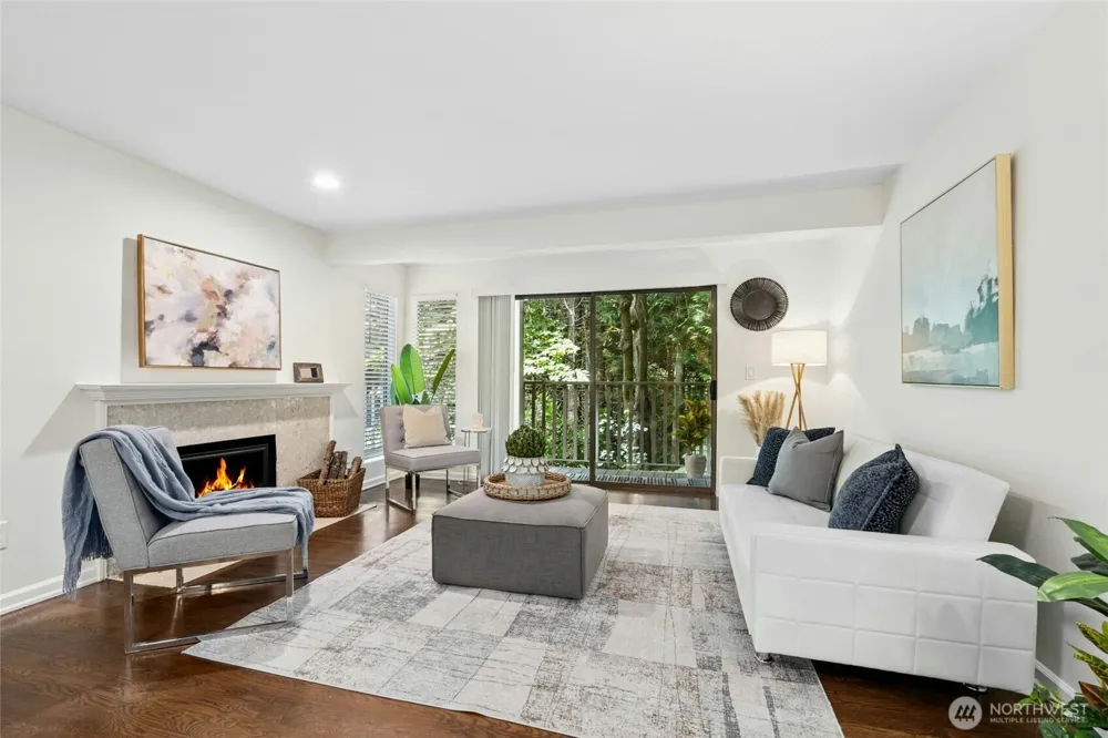 3927 108th Avenue NE #A102 Bellevue, WA 98004