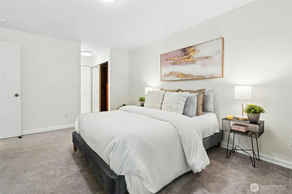 3927 108th Avenue NE #A102 Bellevue, WA 98004