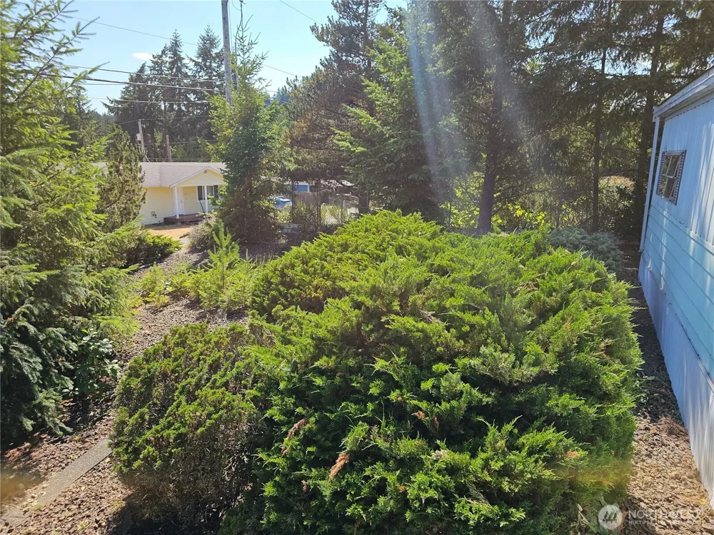 4720 W Davis Road Bremerton, WA 98312