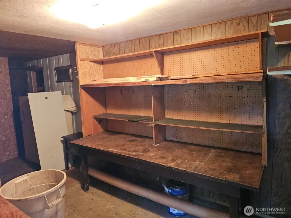 4720 W Davis Road Bremerton, WA 98312