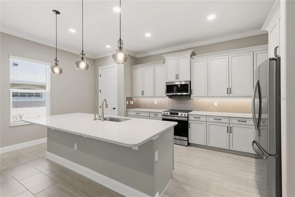 7 OASIS CIRCLE Palm Coast, FL 32137