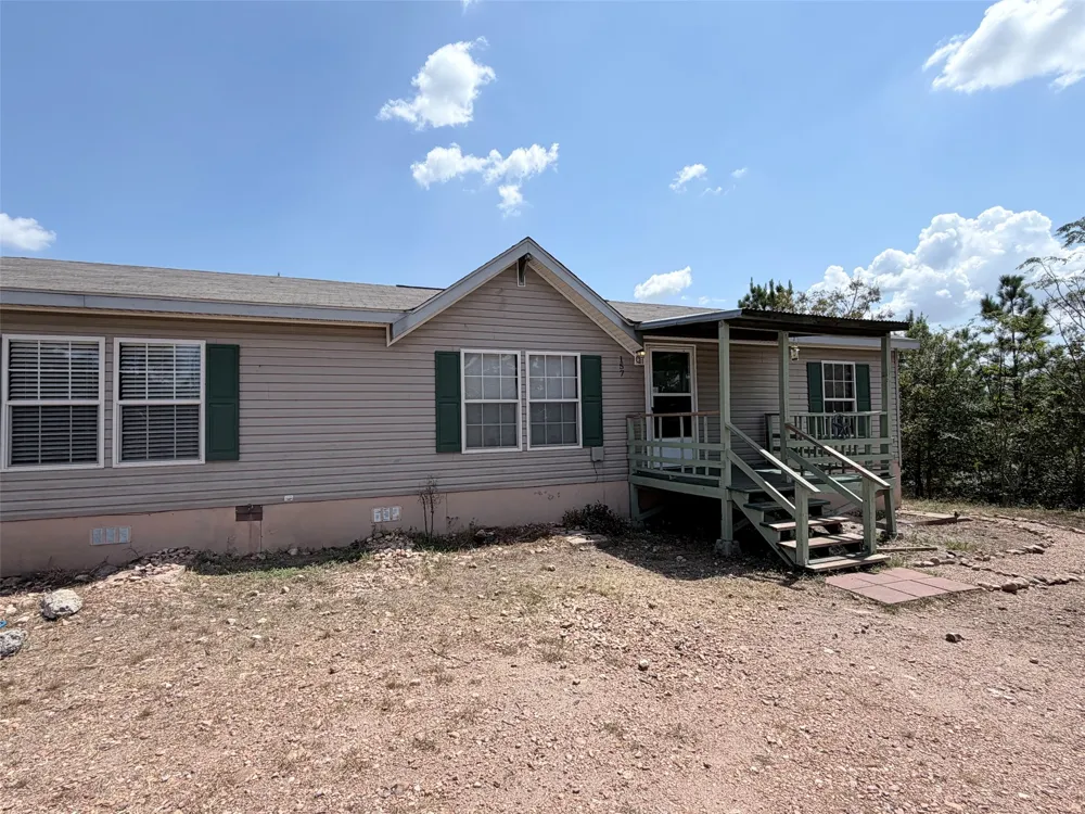 157 Lakeside Drive Bastrop, TX 78602