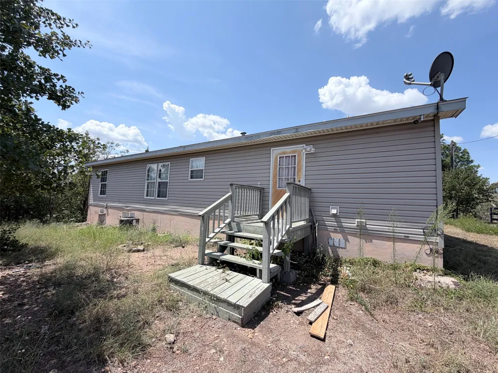 157 Lakeside Drive Bastrop, TX 78602