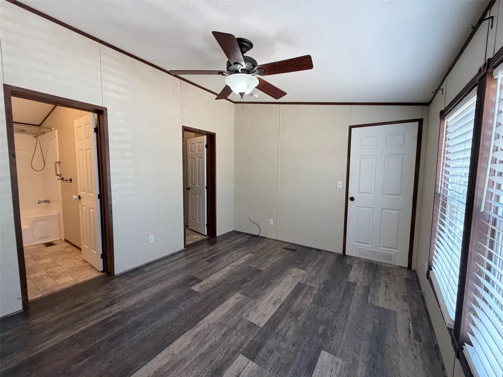 157 Lakeside Drive Bastrop, TX 78602