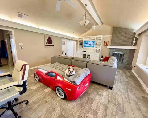 13106 Villa Park Drive