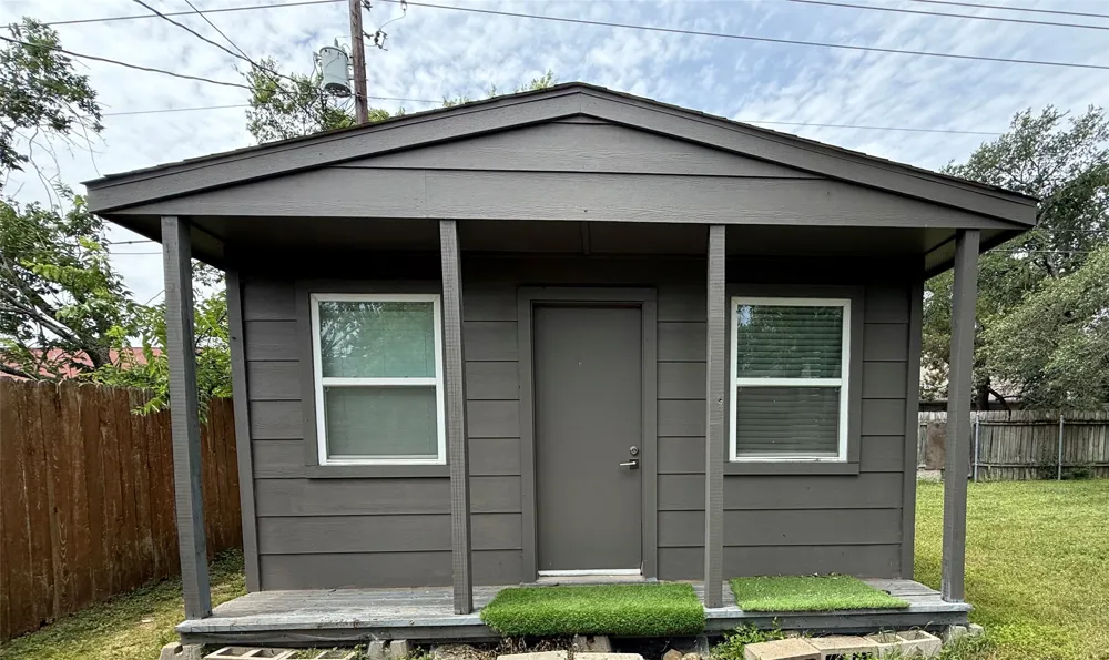 13106 Villa Park Drive Austin, TX 78729