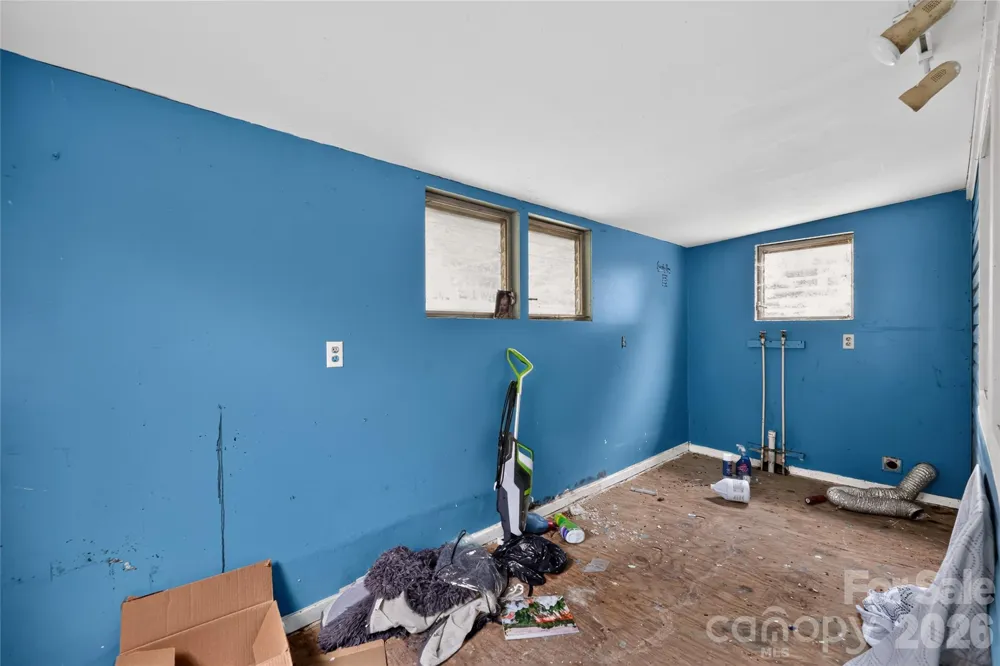 2797 HT ROAD Lenoir, NC 28645