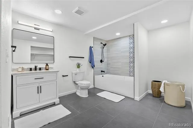 19936 E Stanford Drive Centennial, CO 80015