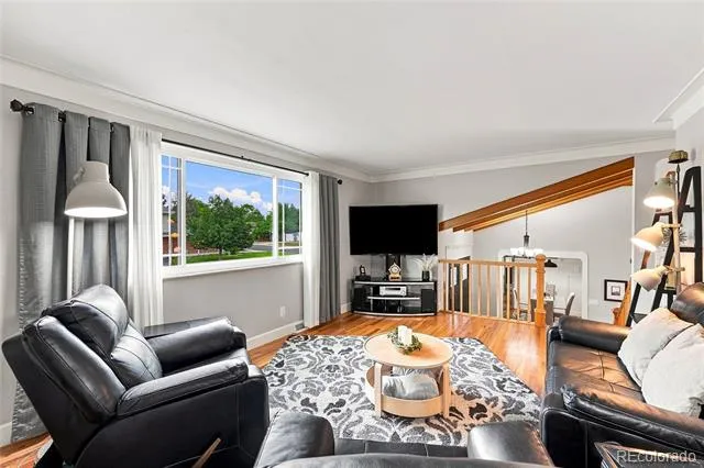 690 E Davies Avenue Centennial, CO 80122