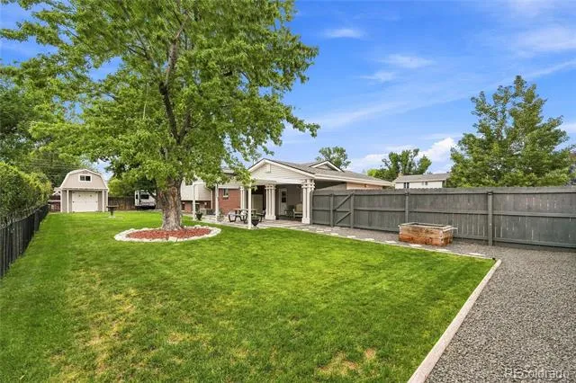 690 E Davies Avenue Centennial, CO 80122