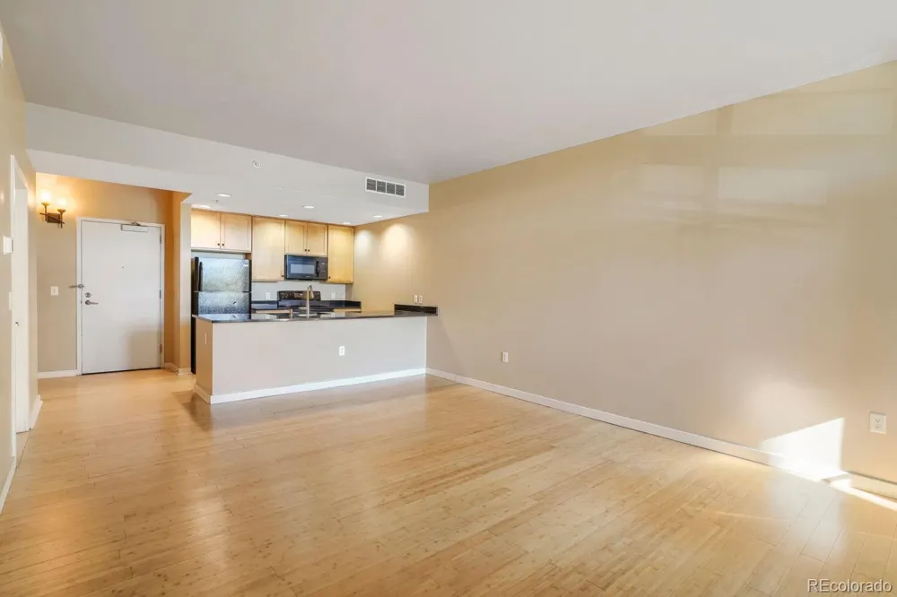 275 S Harrison Street #312 Denver, CO 80209