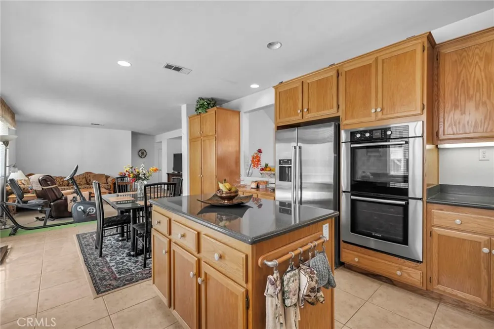 3695 Garretson Avenue Corona, CA 92881