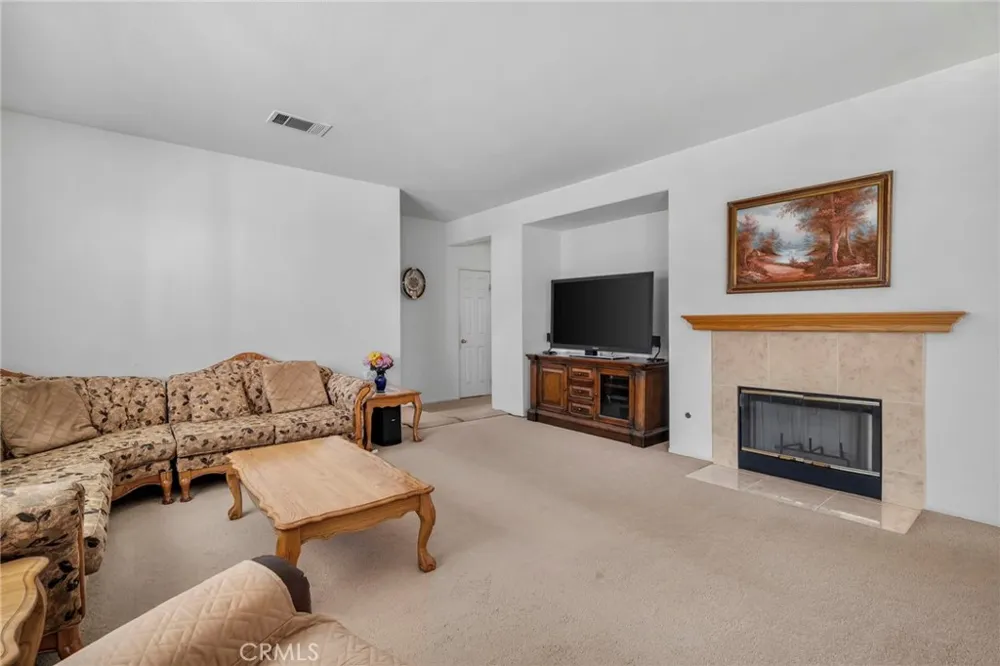 3695 Garretson Avenue Corona, CA 92881