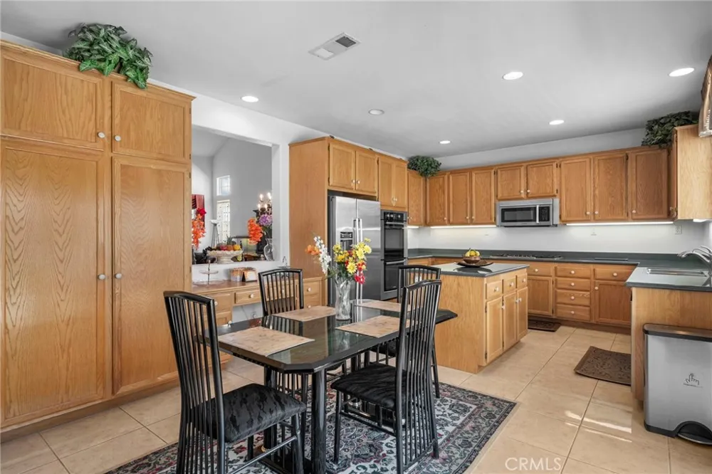 3695 Garretson Avenue Corona, CA 92881
