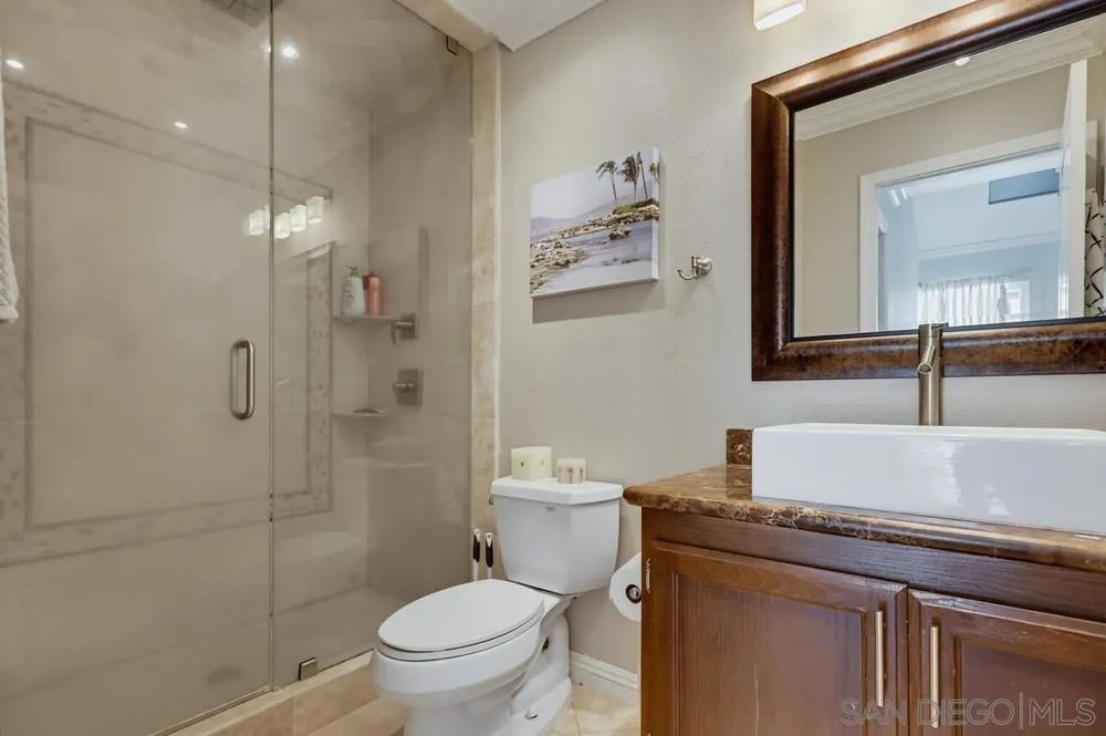 2369 Caminito Seguro San Diego, CA 92107