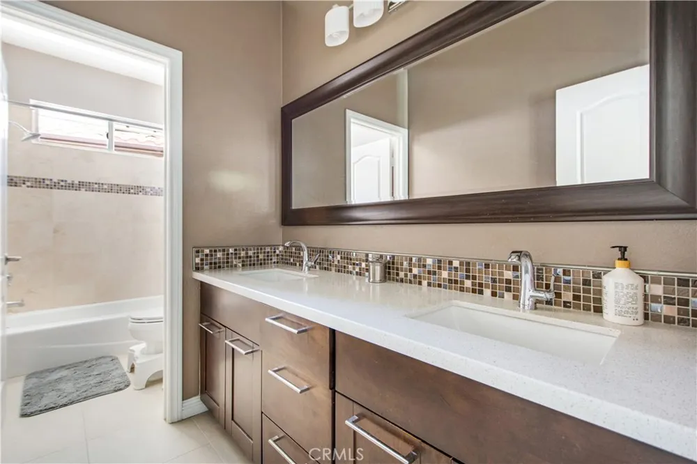 19352 Jasper Hill Trabuco Canyon, CA 92679