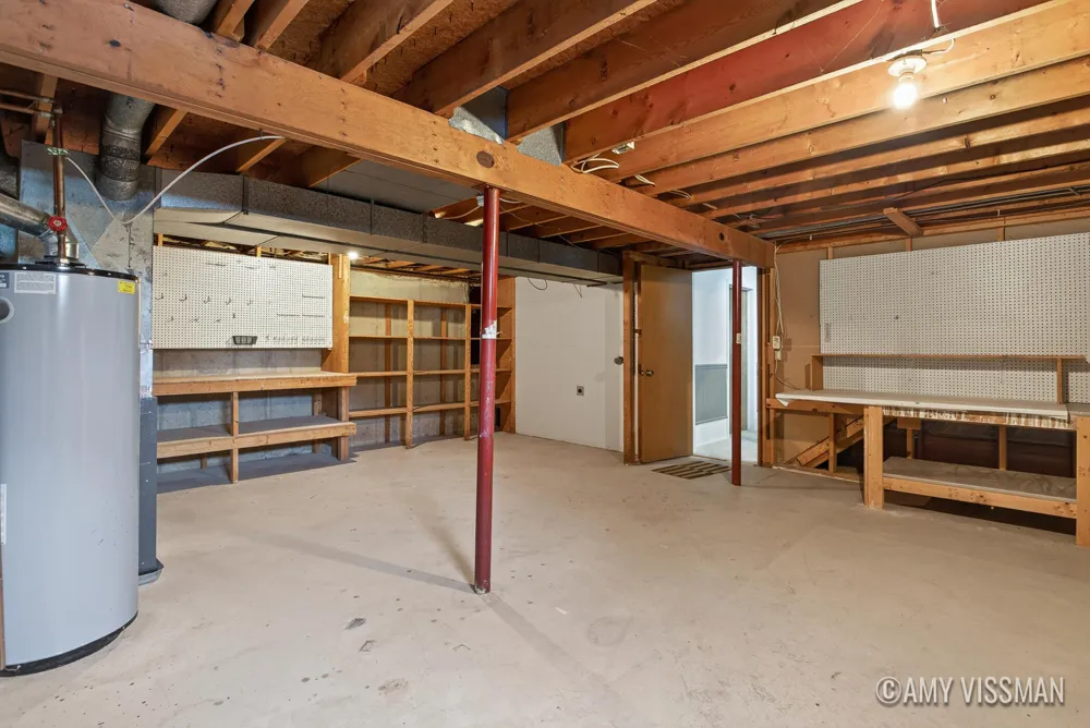 6363 Ada Drive SE Ada, MI 49301