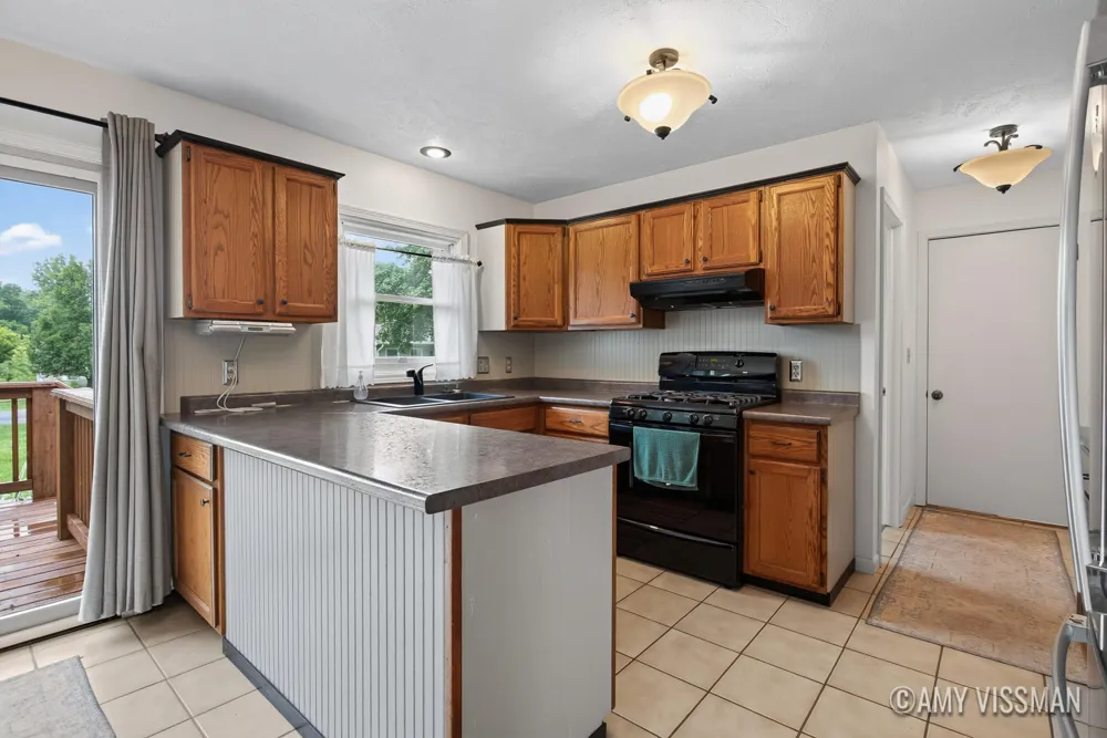 6363 Ada Drive SE Ada, MI 49301