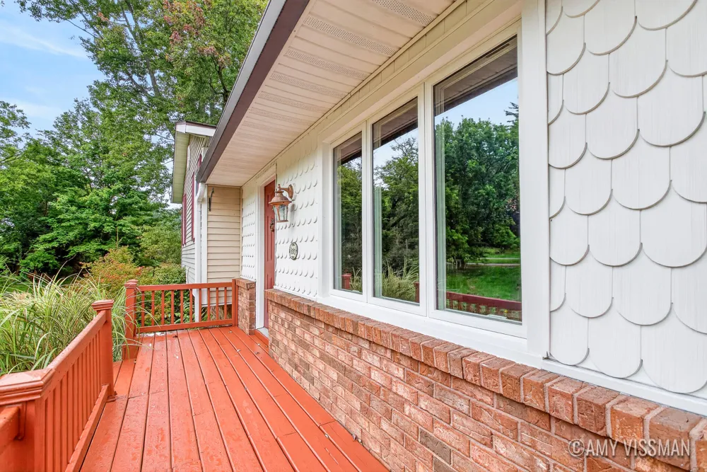 6363 Ada Drive SE Ada, MI 49301