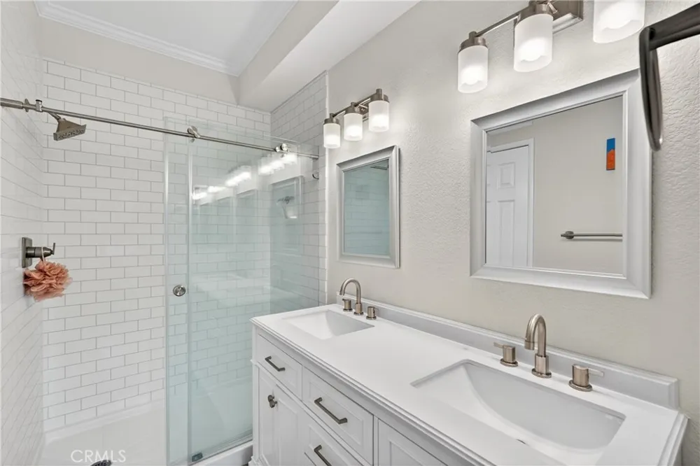 1027 S Stresa Anaheim Hills, CA 92808
