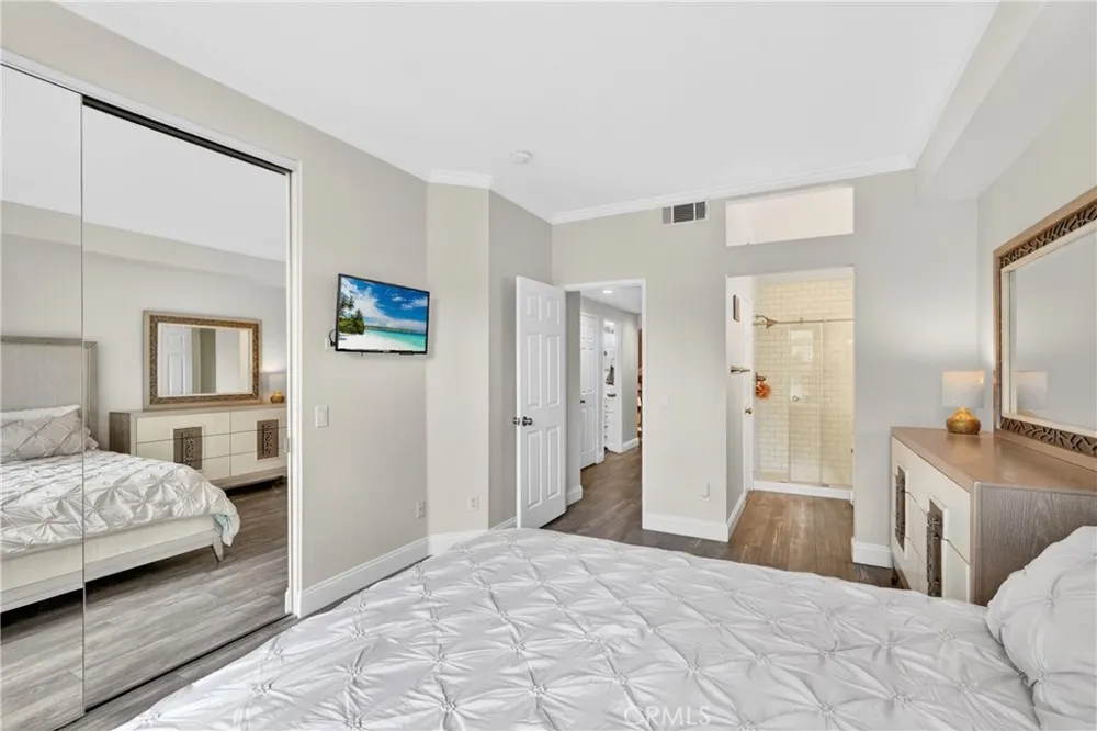 1027 S Stresa Anaheim Hills, CA 92808