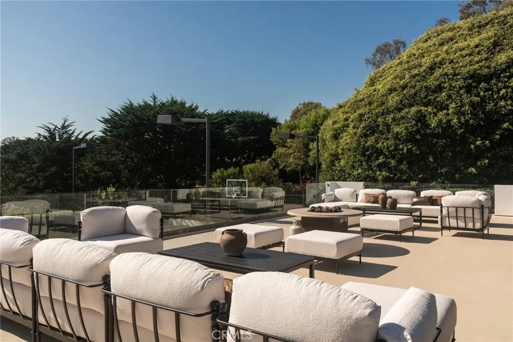 3201 Campanil Drive Santa Barbara, CA 93109