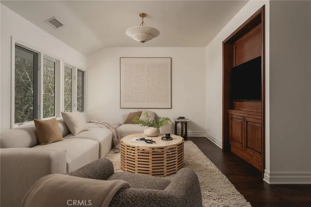 3201 Campanil Drive Santa Barbara, CA 93109