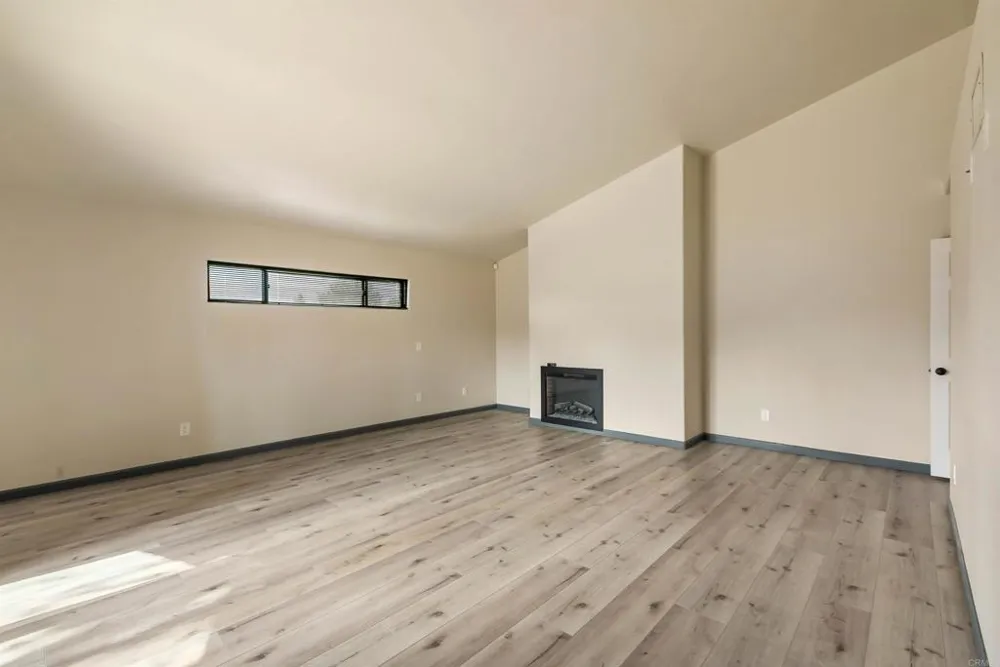 2033 Lilac Lane Alpine, CA 91901
