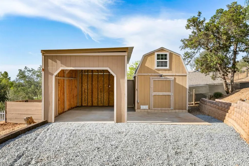 2033 Lilac Lane Alpine, CA 91901