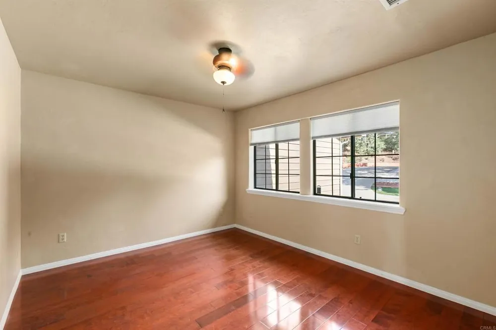 2033 Lilac Lane Alpine, CA 91901