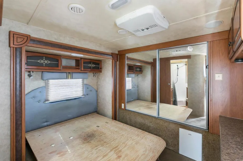 2033 Lilac Lane Alpine, CA 91901