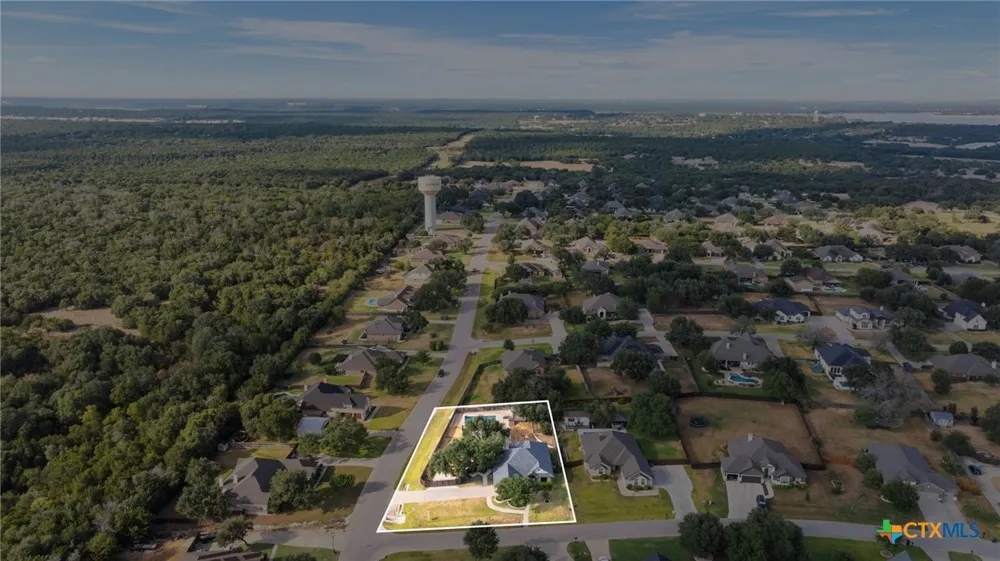 123 Archstone Loop Belton, TX 76513