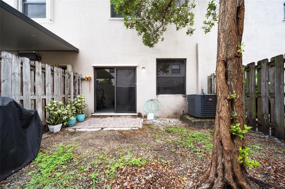 15053 SW 115th Ter #. Miami, FL 33196