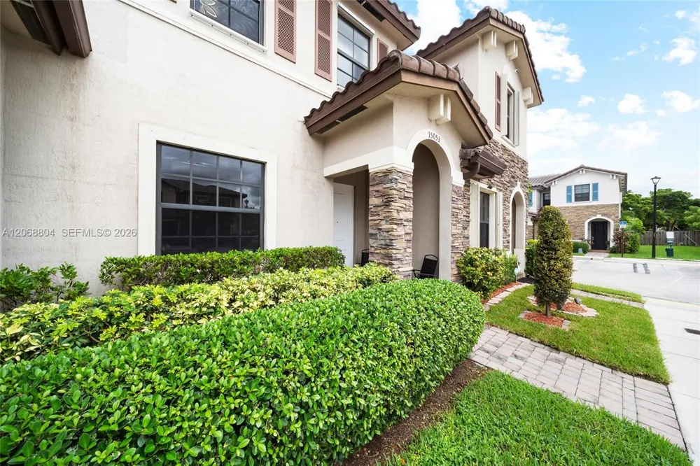 15053 SW 115th Ter #. Miami, FL 33196