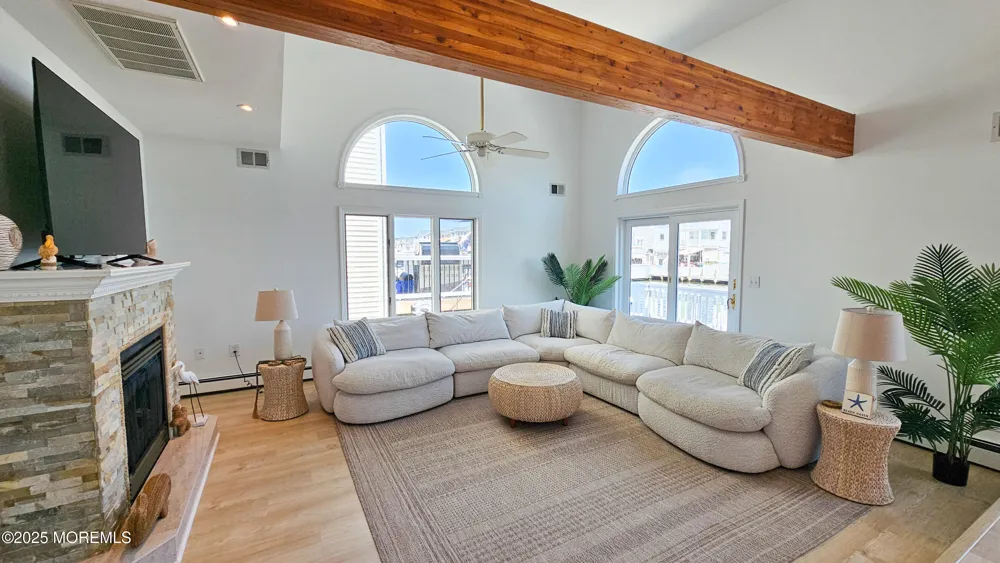 1386 Paul Boulevard Manahawkin, NJ 08050