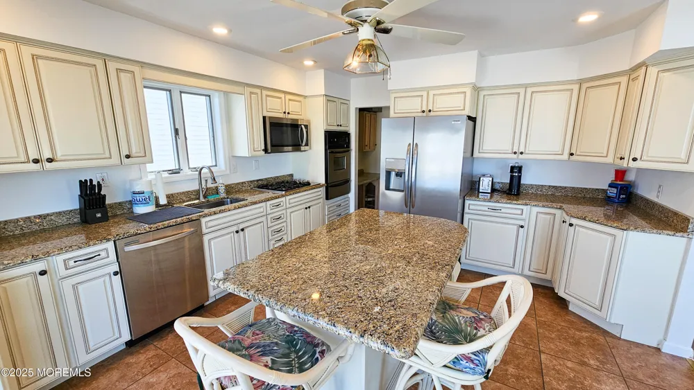 1386 Paul Boulevard Manahawkin, NJ 08050