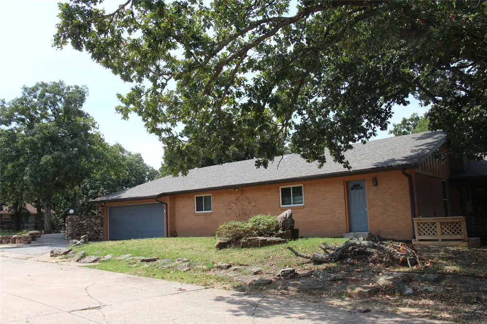 2 Westwind Drive Sand Springs, OK 74063