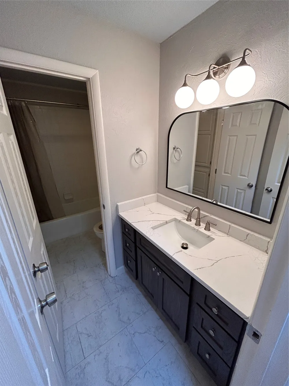 2 Westwind Drive Sand Springs, OK 74063
