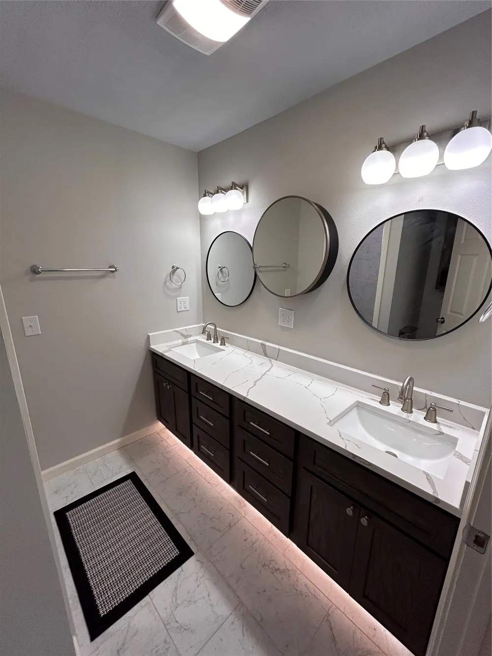 2 Westwind Drive Sand Springs, OK 74063
