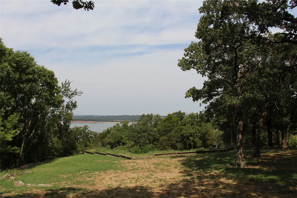 2 Westwind Drive Sand Springs, OK 74063